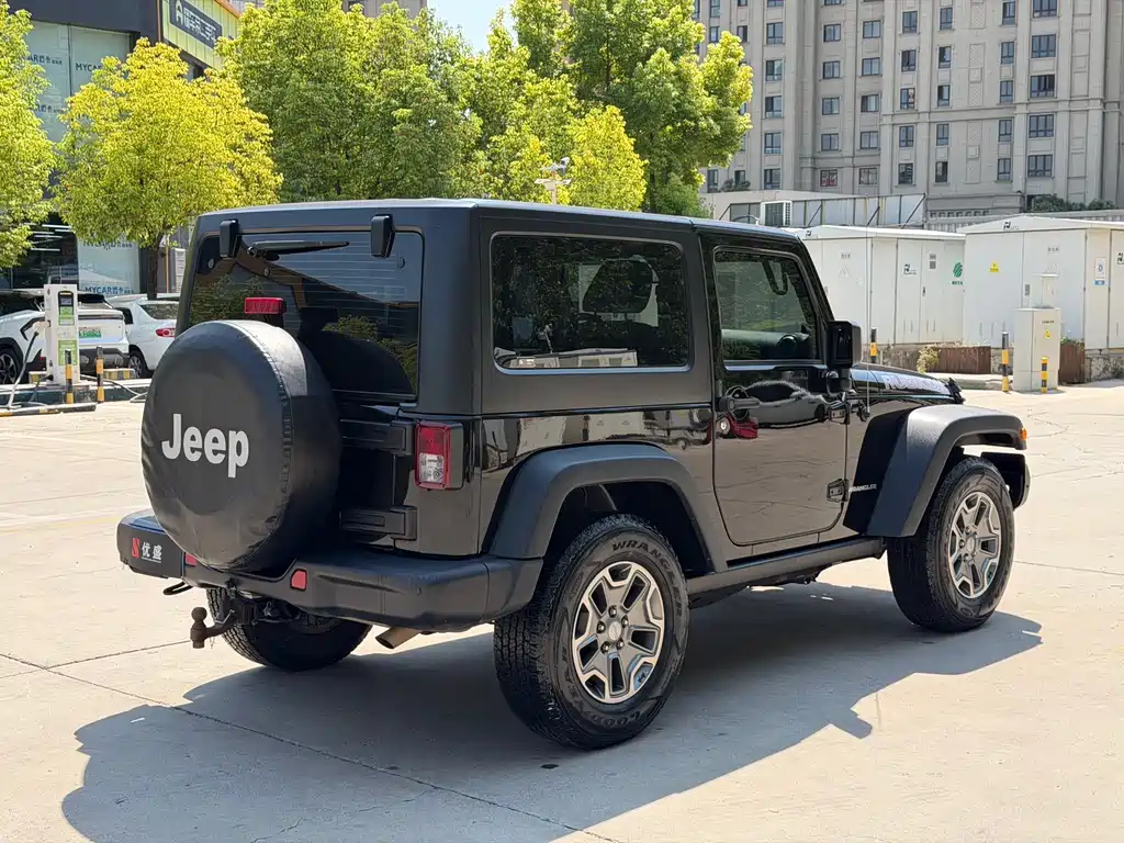 Jeep Wrangler — миниатюра 6