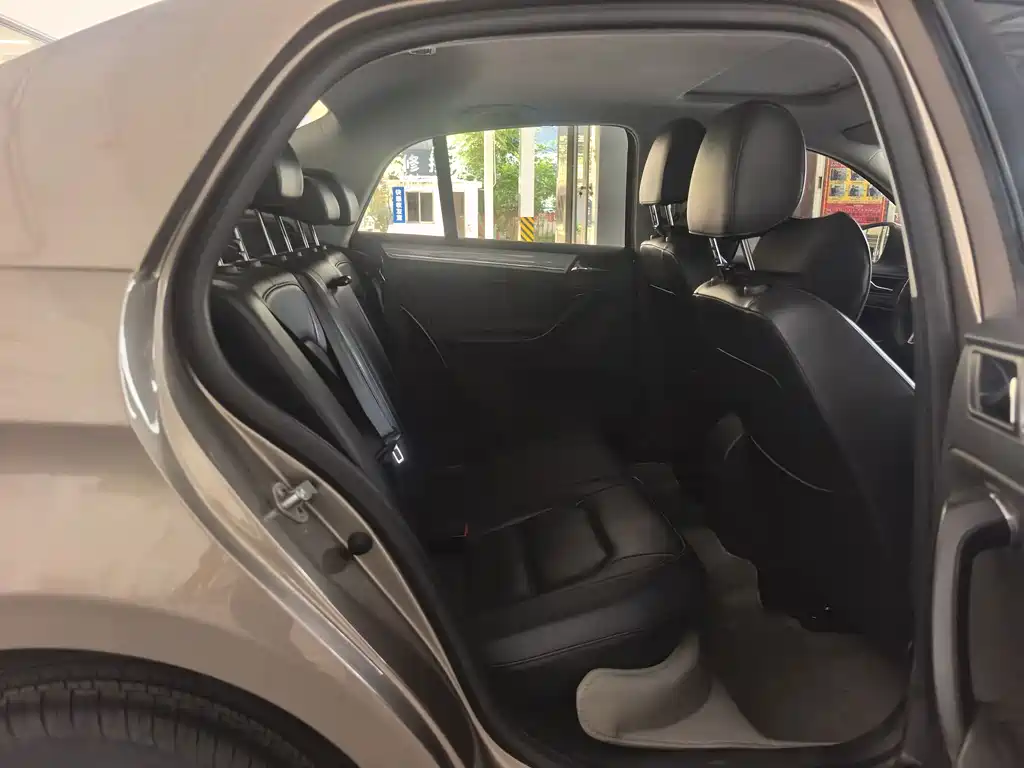 Volkswagen Bora — миниатюра 15