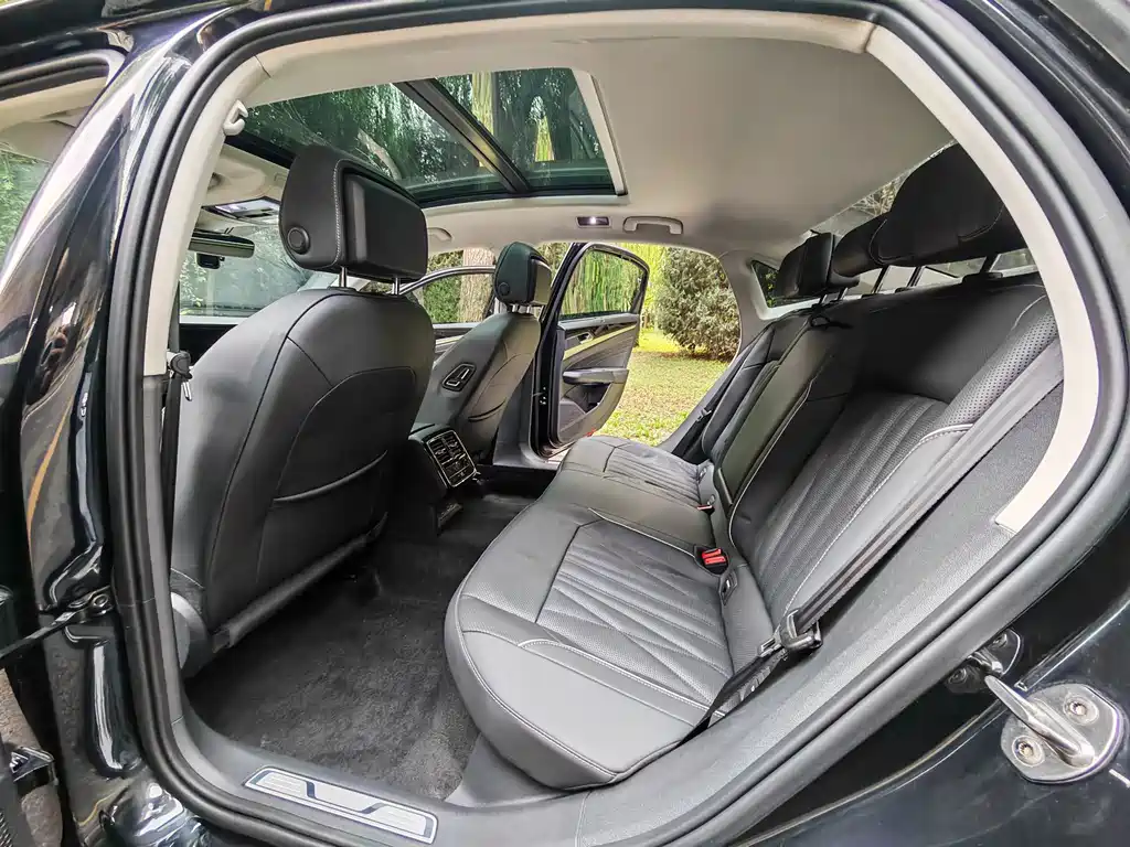 Volkswagen Passat — миниатюра 5