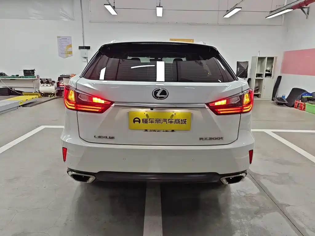 Lexus RX — миниатюра 8
