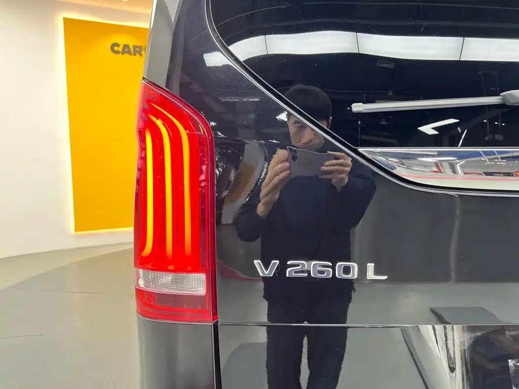 Mercedes-Benz V-Class — миниатюра 8