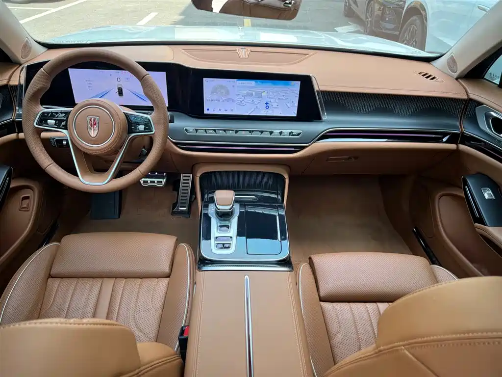Hongqi H9 2025 2.0T Luxury 5 мест