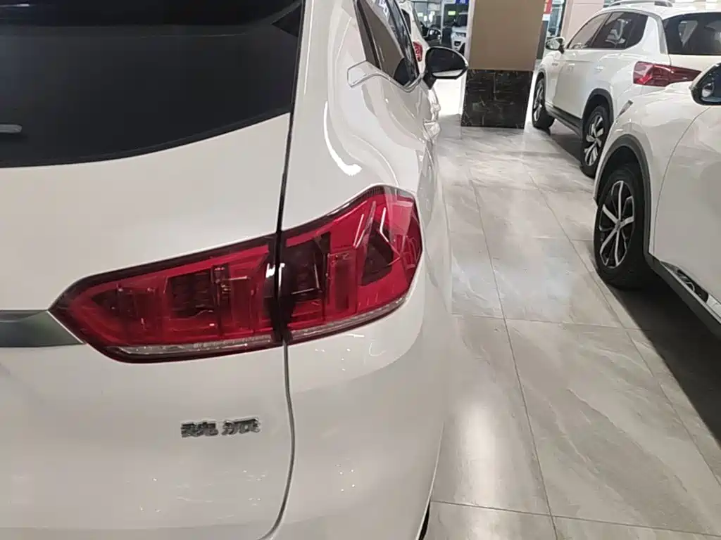 Wey Wey VV5 — миниатюра 8