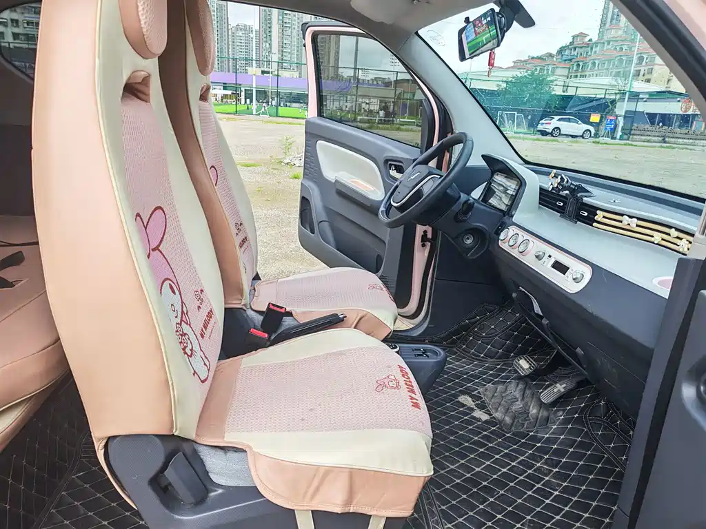Wuling MINIEV — миниатюра 11