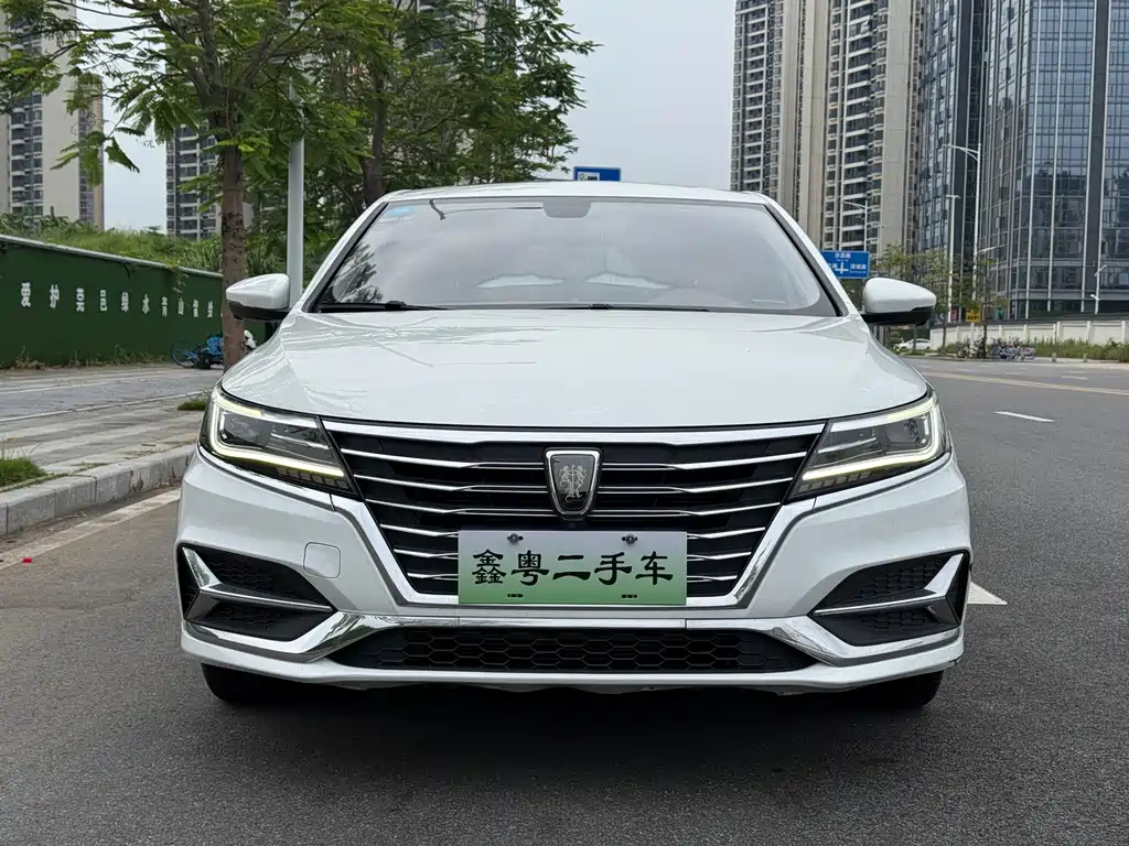 Roewe i6 New Energy — миниатюра 2