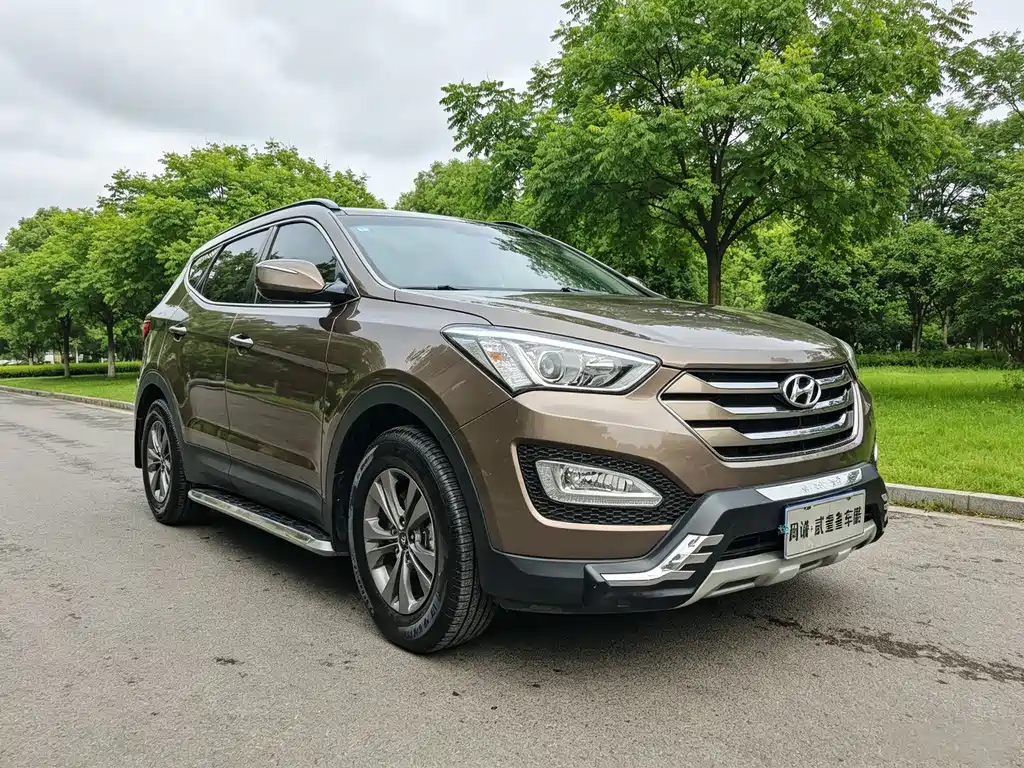Hyundai Santa Fe — миниатюра 3