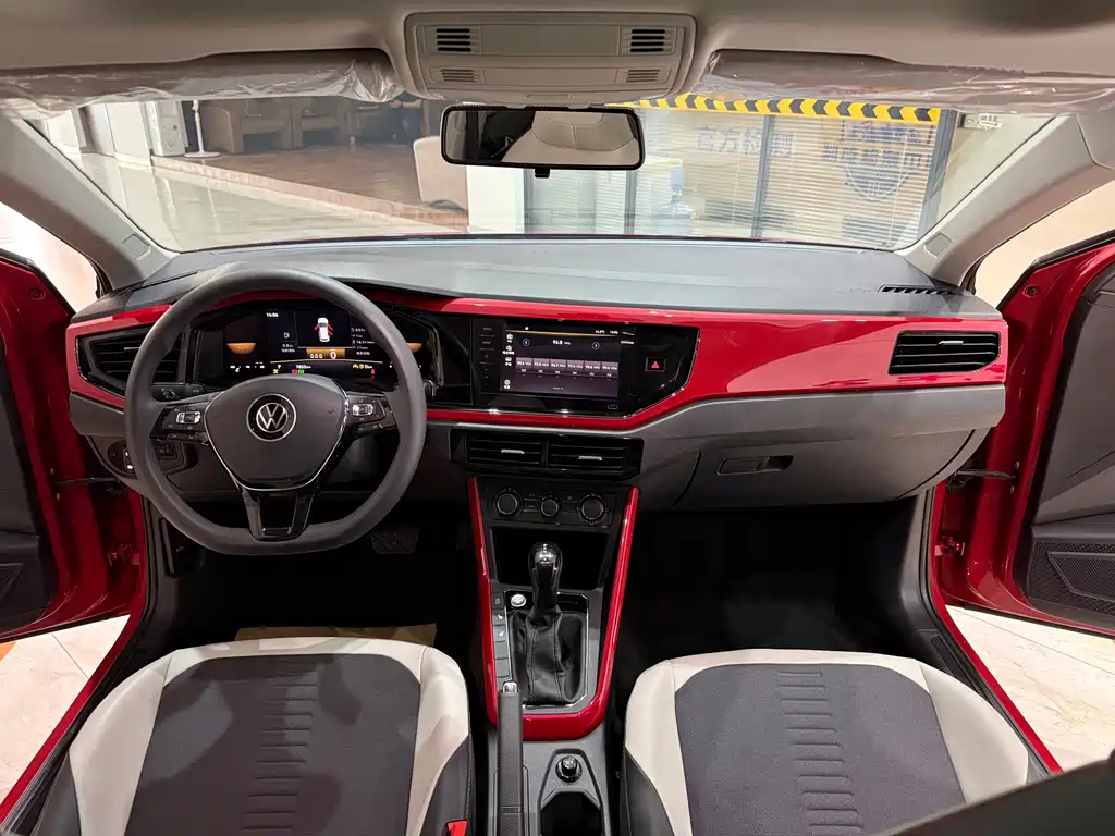 Volkswagen Polo — миниатюра 12