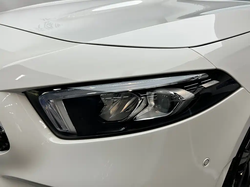 Mercedes-Benz A-Class — миниатюра 16
