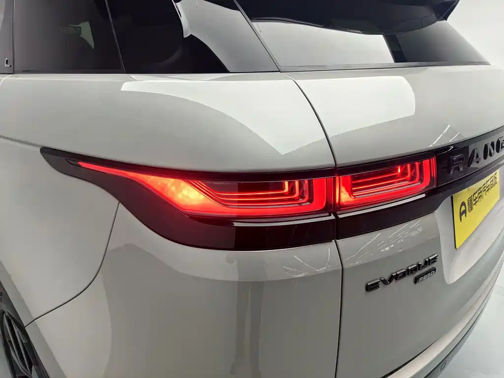 Land Rover Evoque — миниатюра 18