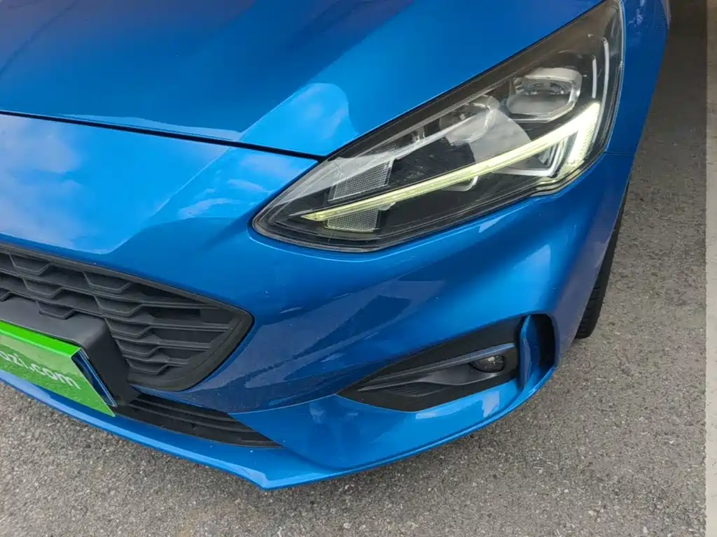 Ford Focus — миниатюра 24