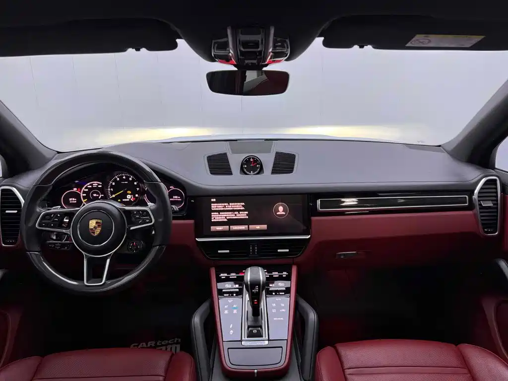 Porsche Cayenne Hybrid — миниатюра 21