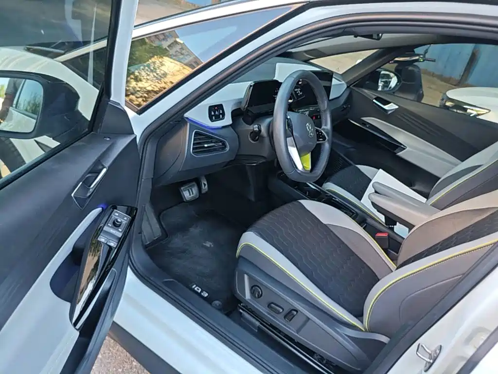 Volkswagen ID.3 — миниатюра 16