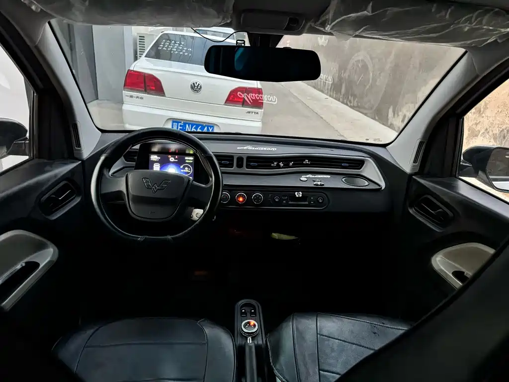 Wuling MINIEV — миниатюра 8