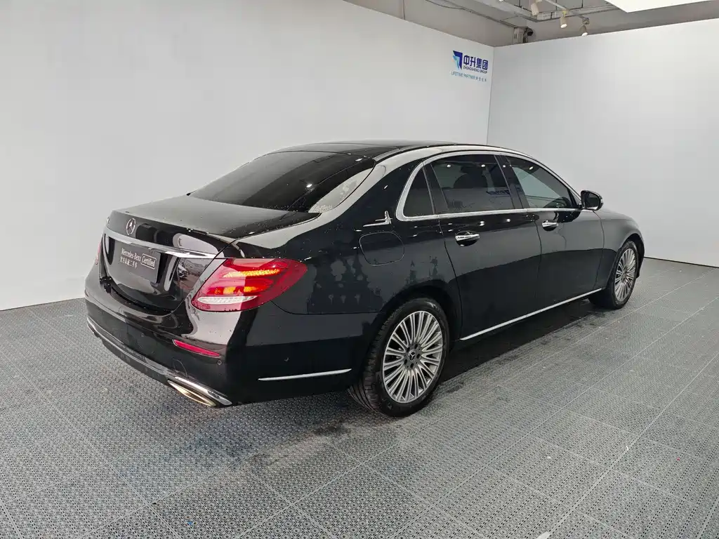 Mercedes-Benz E-Class E 2020 E 300 L Fashion