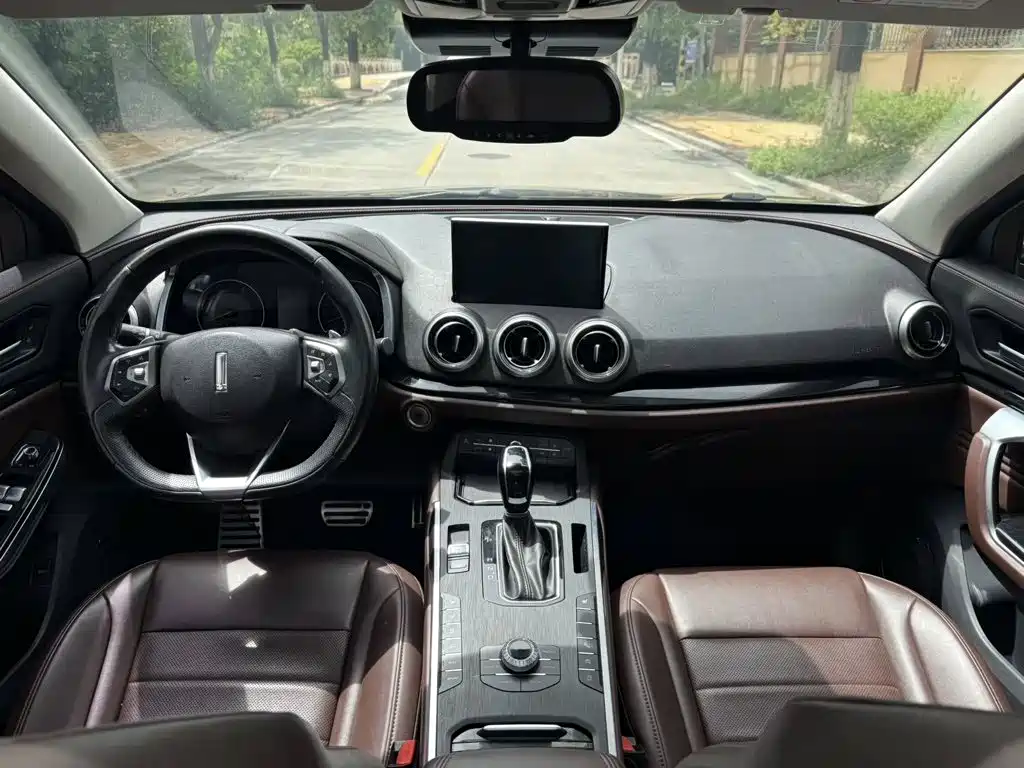 Wey Wey VV5 — миниатюра 5