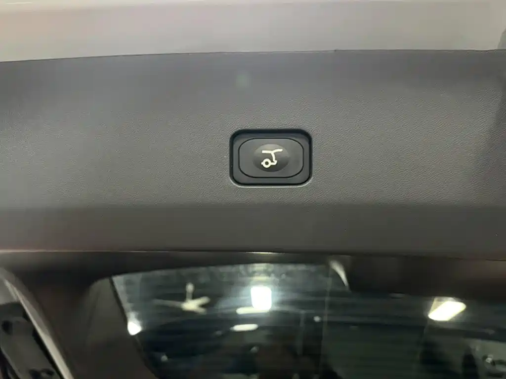 Ford Edge — миниатюра 2