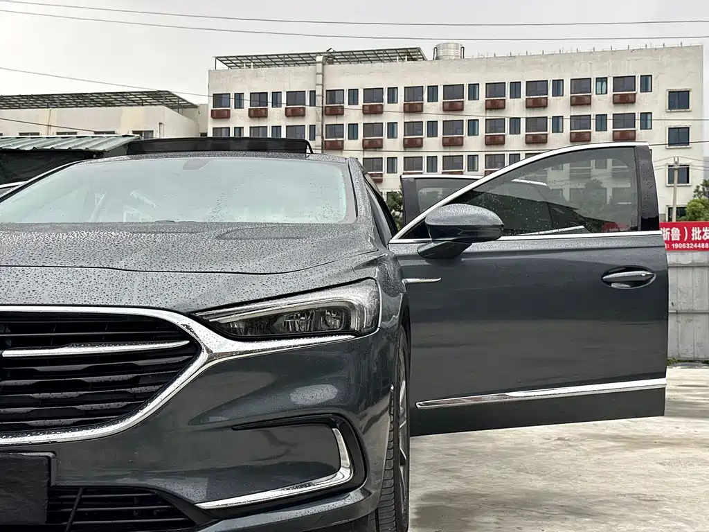 Buick LaCrosse — миниатюра 18