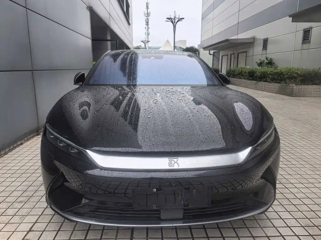 BYD Han — миниатюра 6