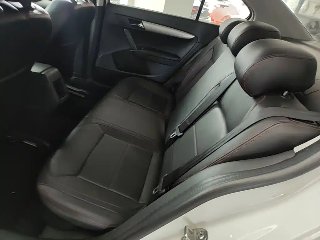 Volkswagen Lavida — миниатюра 17