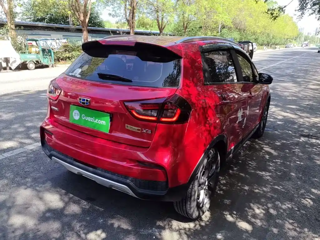 Geely Vision X3 — миниатюра 7