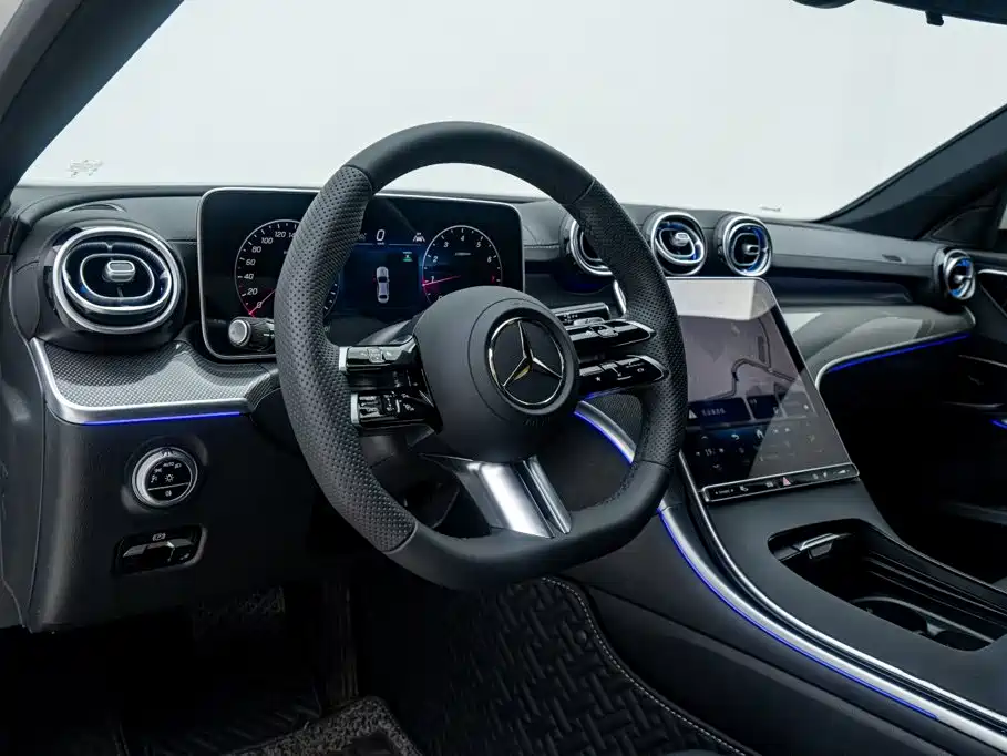 Mercedes-Benz C-Class — миниатюра 21