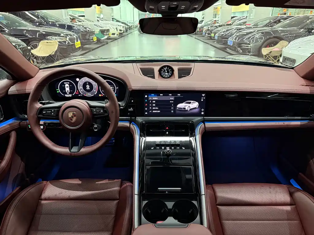 Porsche Panamera — миниатюра 10