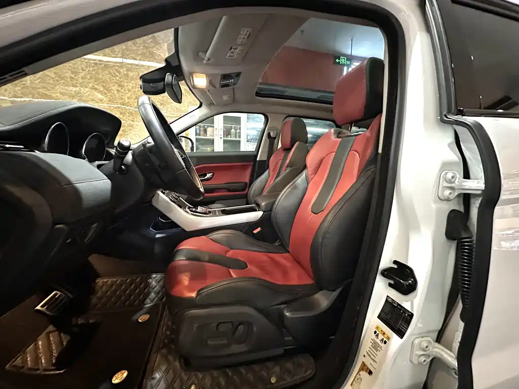 Land Rover Evoque (Import) — миниатюра 15