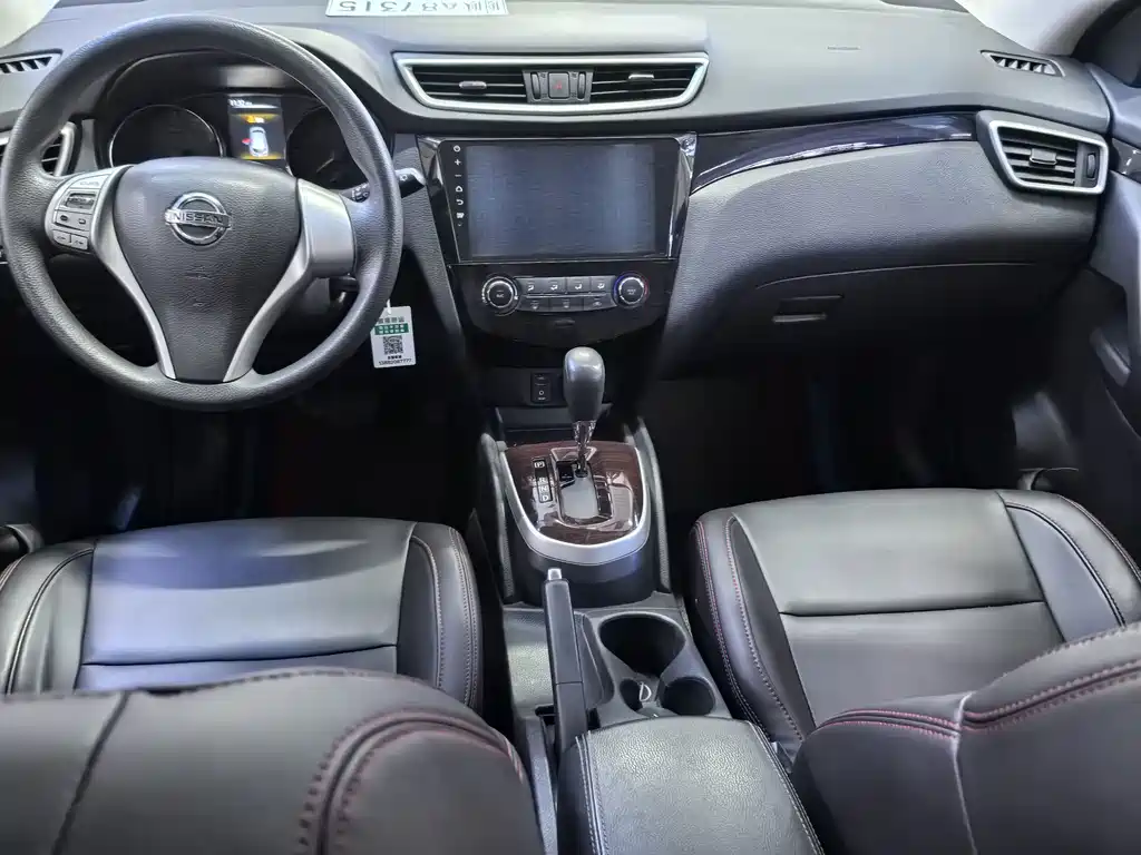 Nissan Qashqai — миниатюра 8