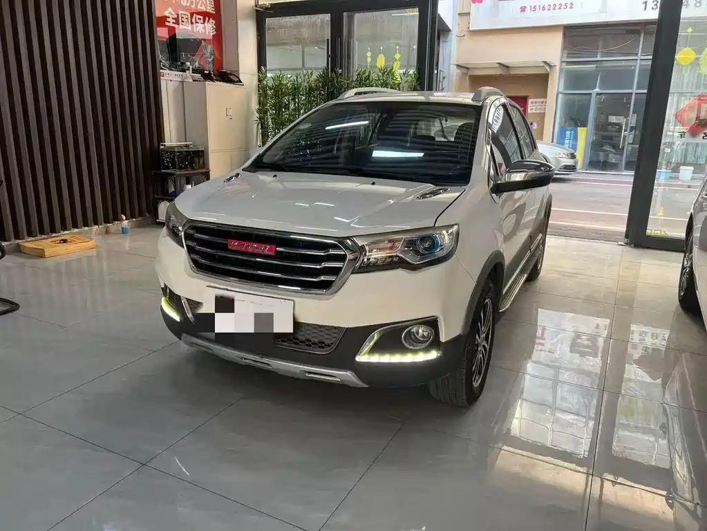 Haval H1 2015 1.5L MT Luxury
