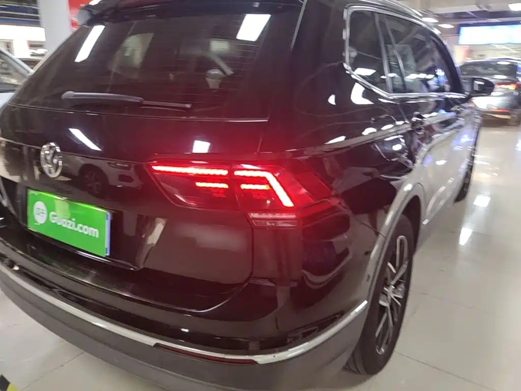 Volkswagen Tiguan L — миниатюра 8