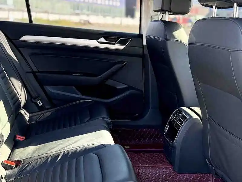 Volkswagen Magotan — миниатюра 10
