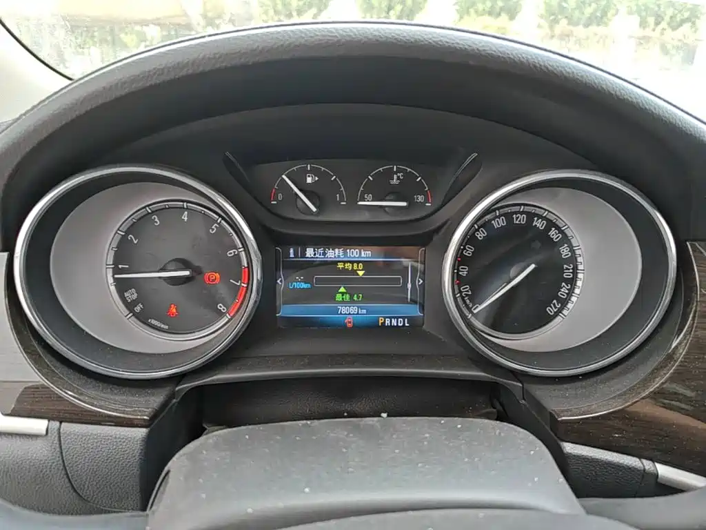 Buick Verano — миниатюра 12