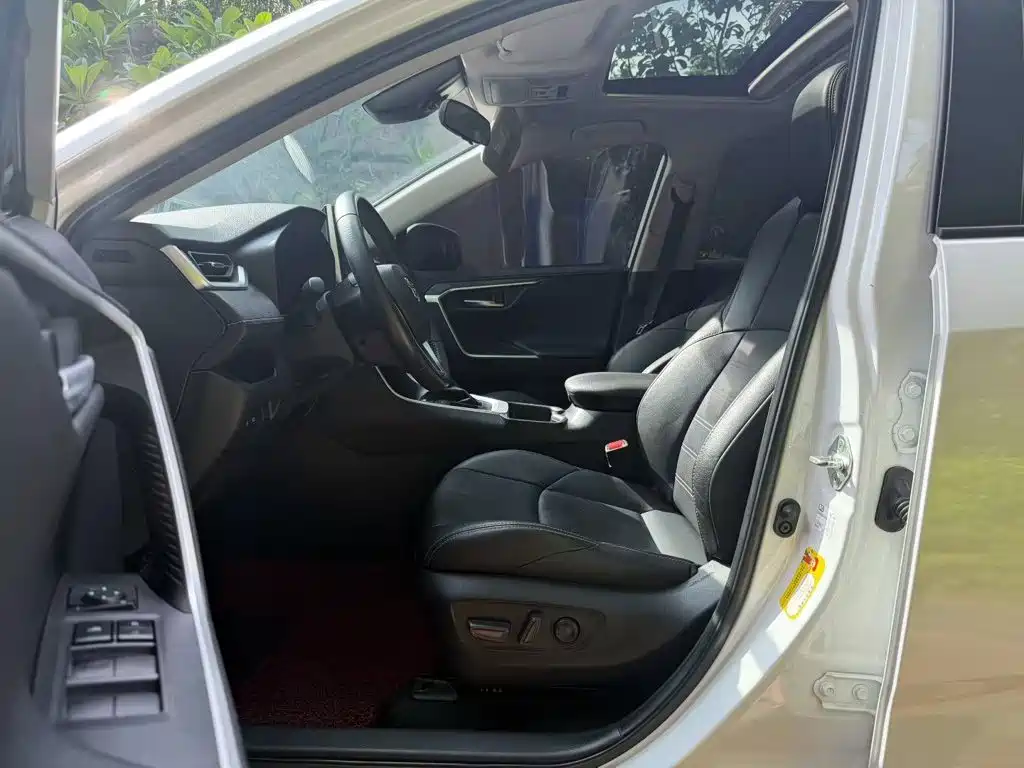 Toyota Wildlander — миниатюра 4