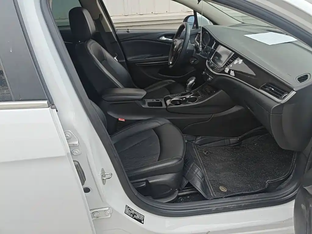 Buick Verano — миниатюра 25