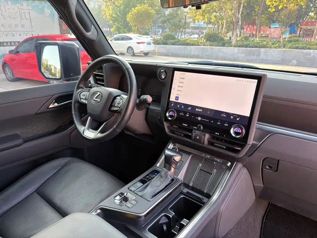 Lexus GX — миниатюра 12
