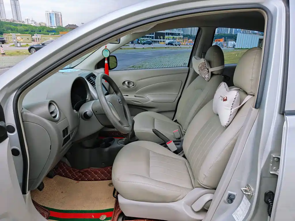 Nissan Sunny — миниатюра 12