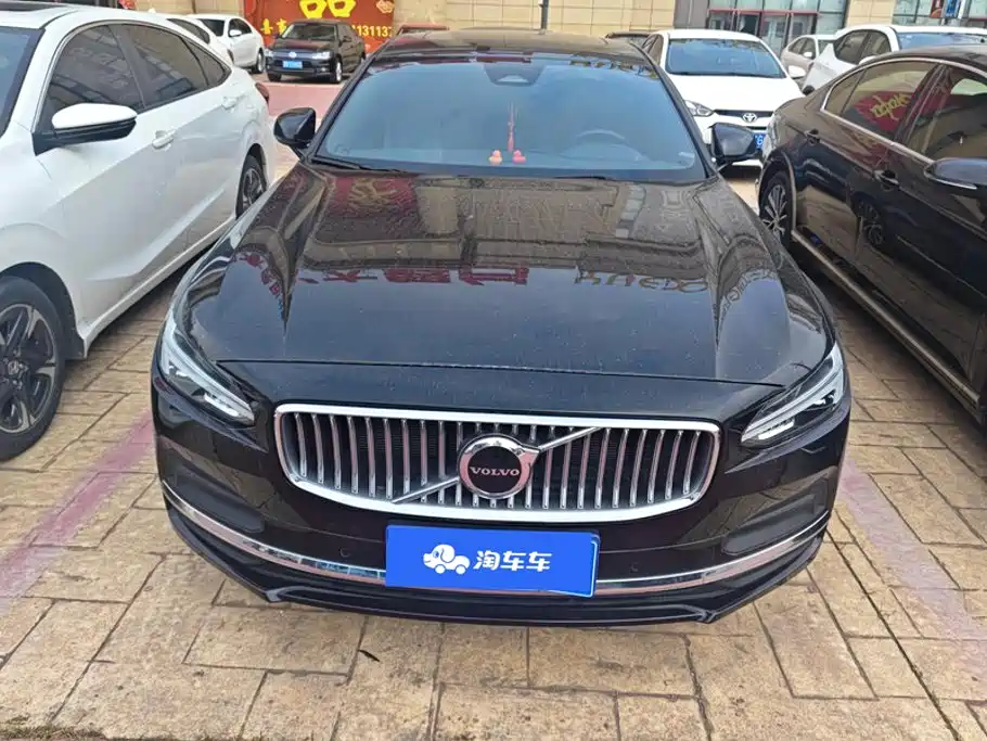 Volvo S90 — миниатюра 2