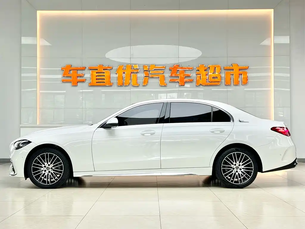Mercedes-Benz C-Class — миниатюра 4