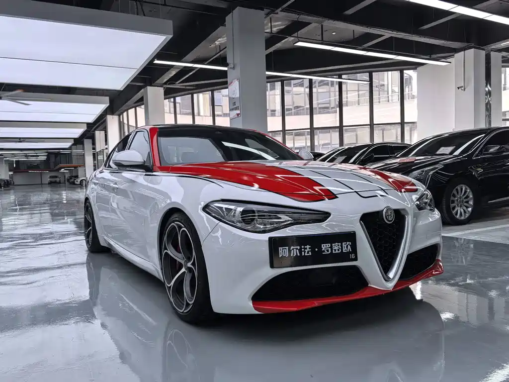 Alfa Romeo Giulia — миниатюра 3