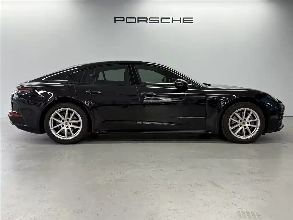Porsche Panamera — миниатюра 3