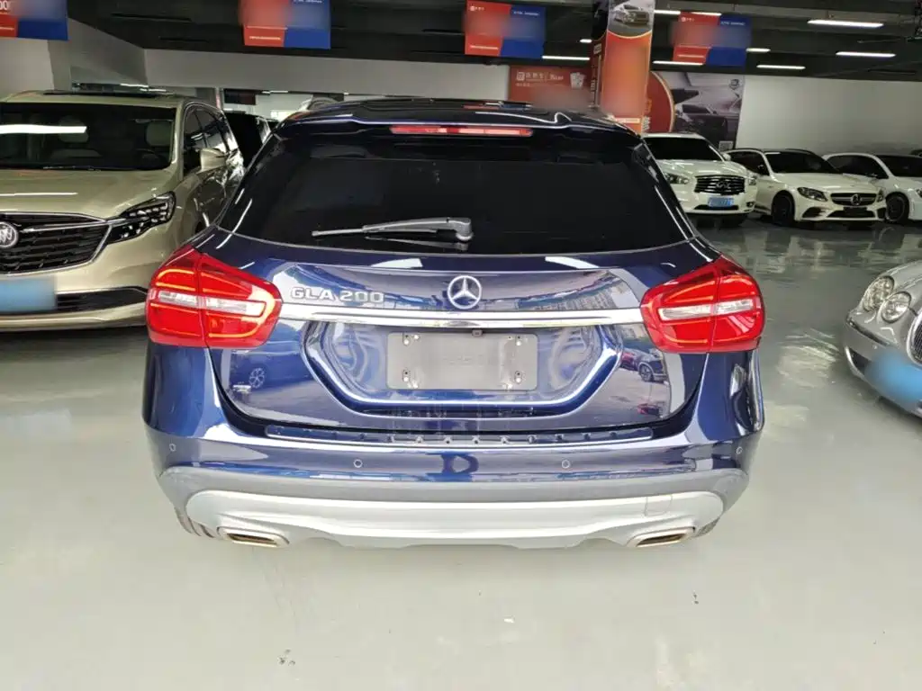 Mercedes-Benz GLA 2016 GLA 200 Fashion