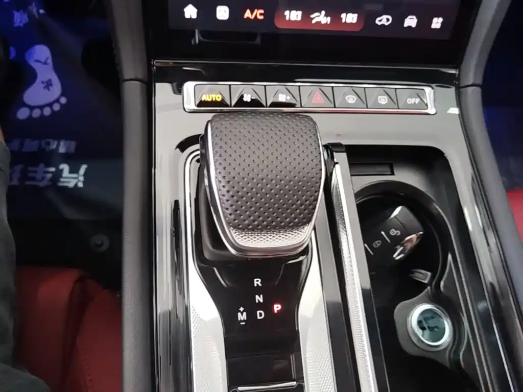 Hongqi Hongqi H6 — миниатюра 14