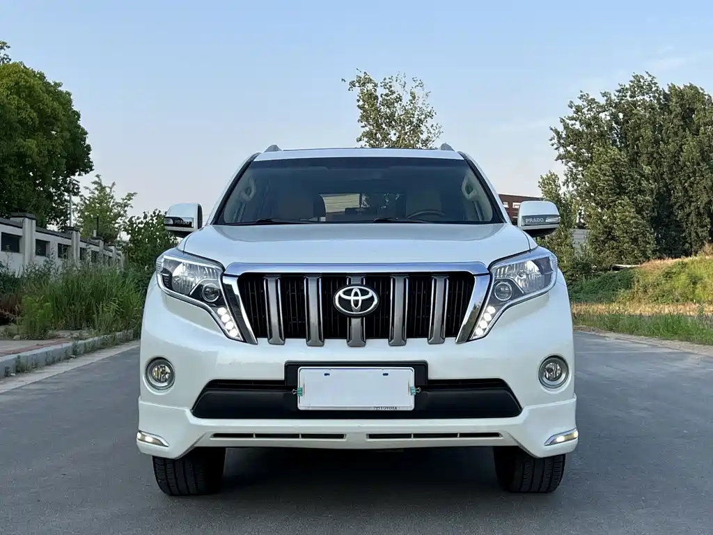 Toyota Prado (Import) — миниатюра 2