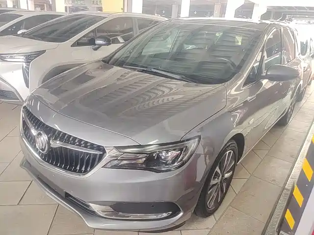 Buick GL6