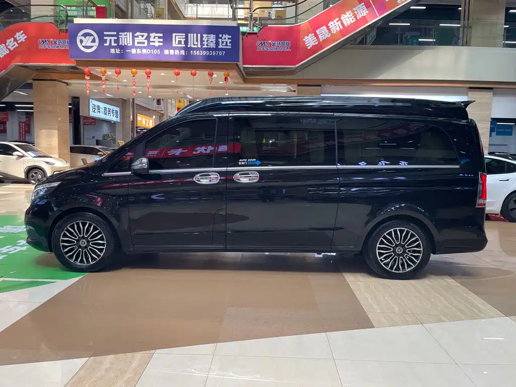 Mercedes-Benz V-Class — миниатюра 3
