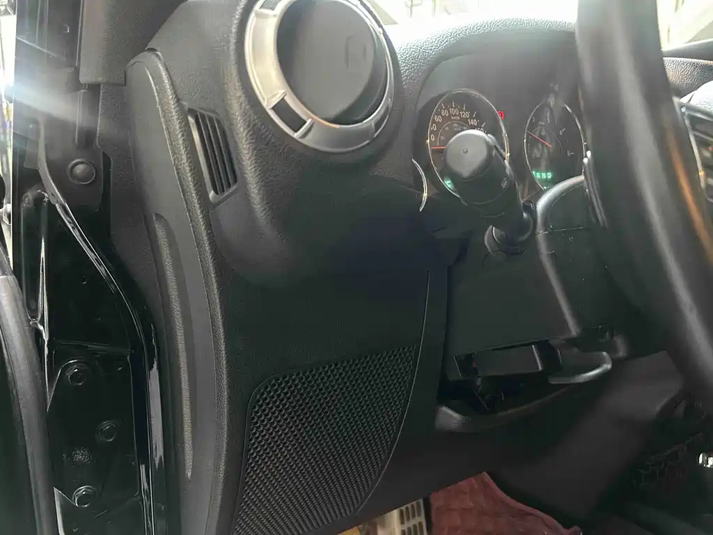 Jeep Wrangler — миниатюра 20