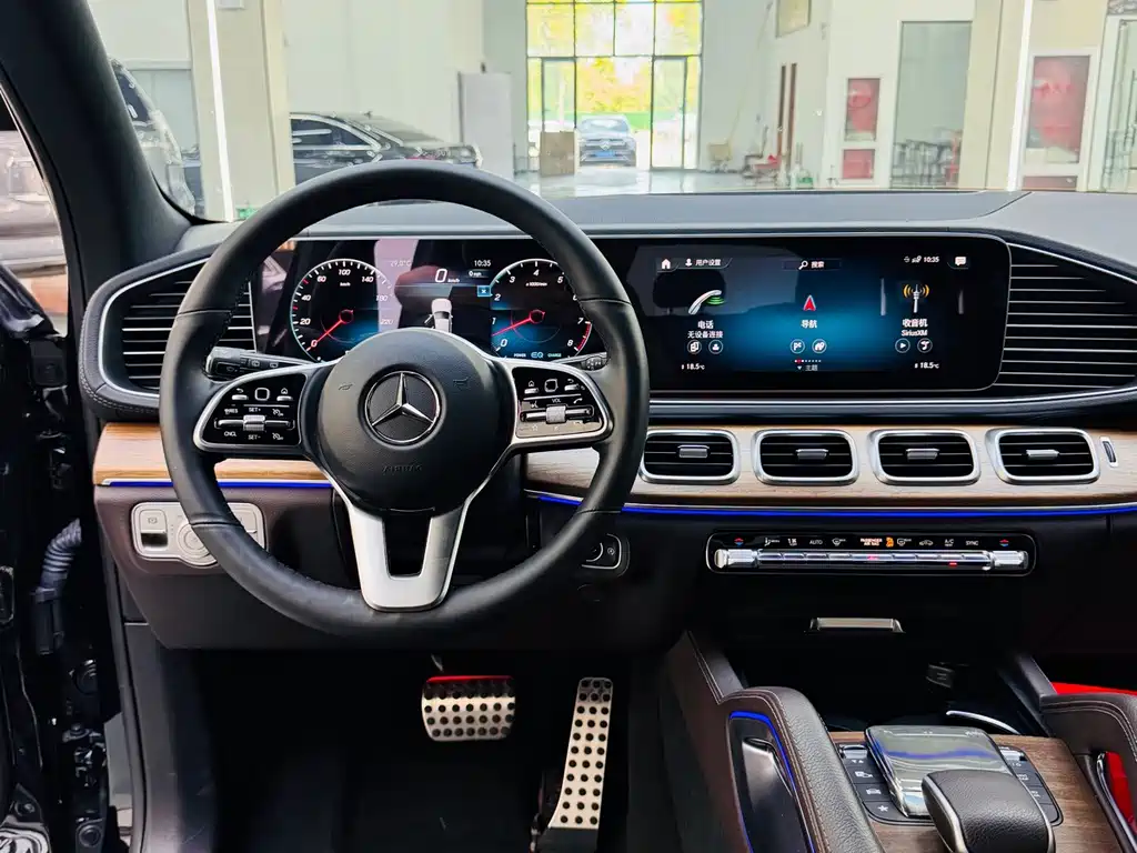 Mercedes-Benz GLS — миниатюра 9