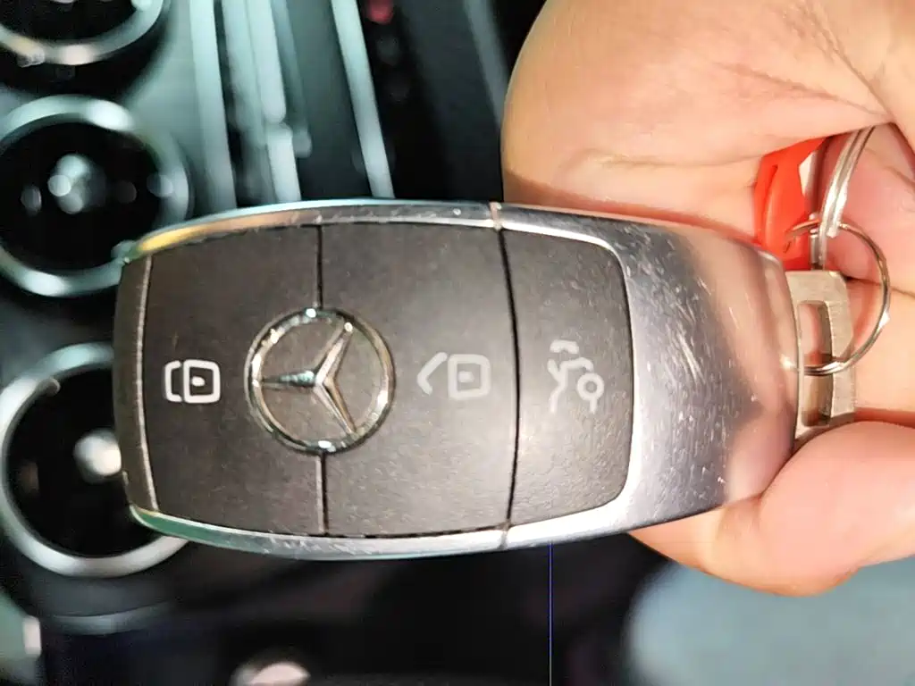 Mercedes-Benz C-Class — миниатюра 9