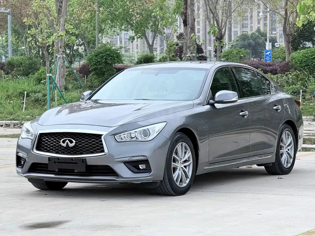 Infiniti Q50L 2020