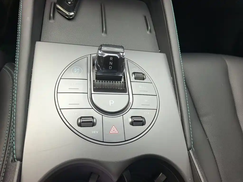 BYD Seal 06 — миниатюра 14